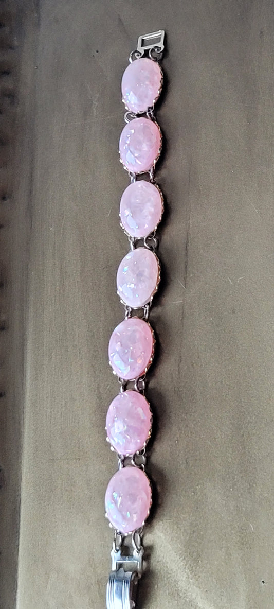50s Coro Pegasus Pink Lucite Confetti Bracelet